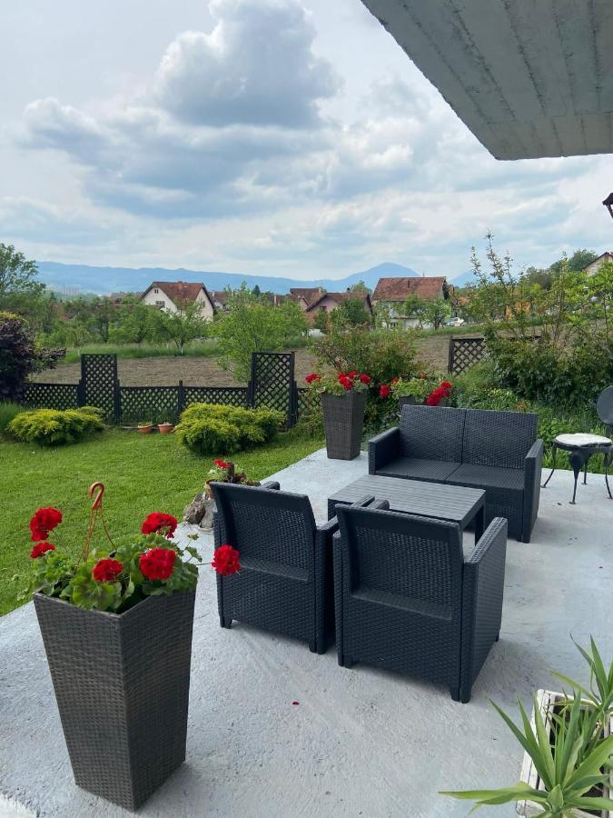 Ferienwohnung Mala Oaza Čačak Exterior foto